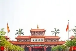 《番位排序之争》横版与纵版海报的姓名顺序差异